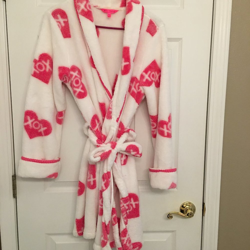 Betsey Johnson Heart Robe
